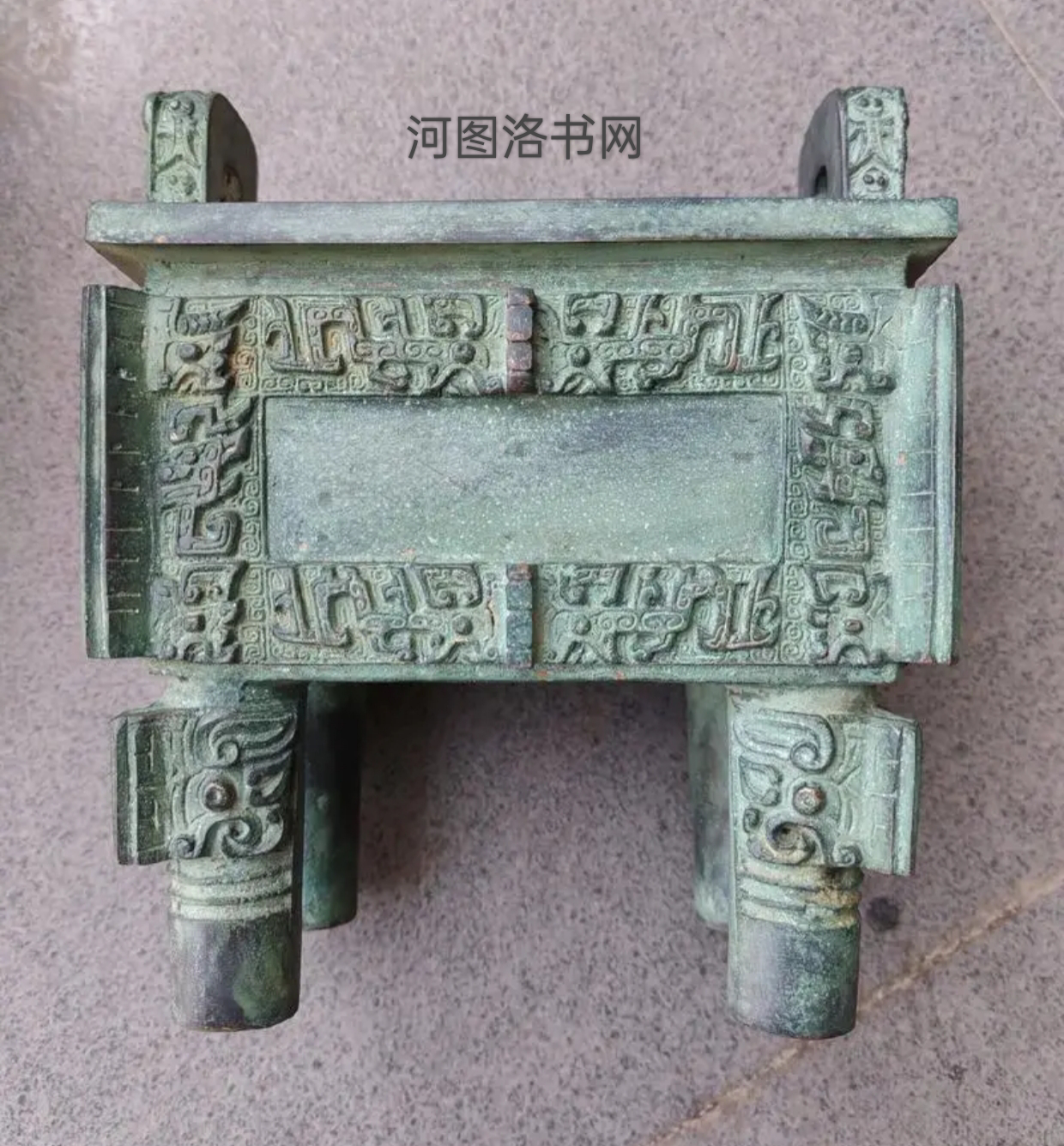 司母戊大方鼎.png